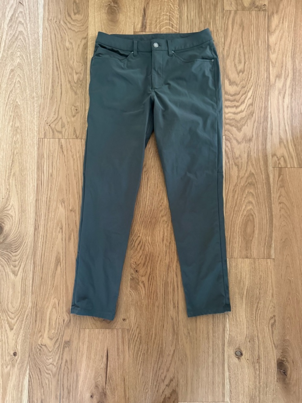 Lululemon ABC Pant Tech Canvas ABC Size 32 Sage green Army Green .